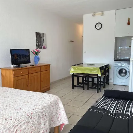 Apartment Confortable Avec Balcon, Proche Parc, Wifi, 34540 - Fr-1-553-24 Balaruc-les-Bains