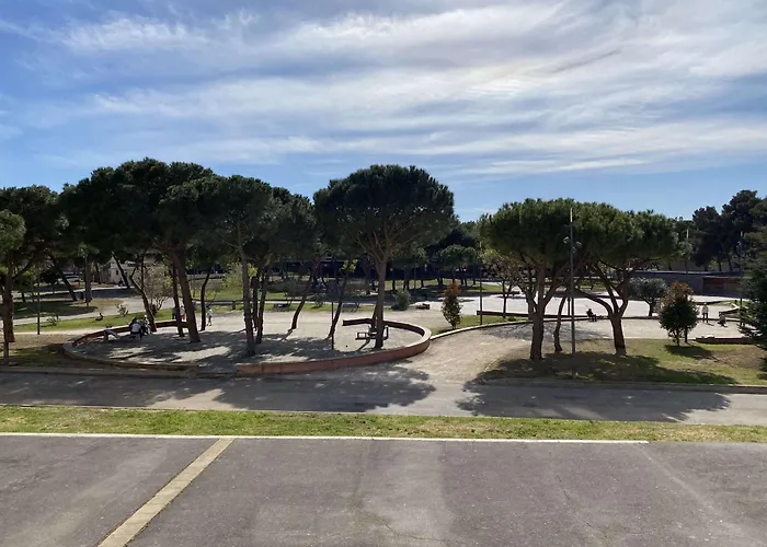 1ère étage Avec Wifi, Vue Sur Parc - Fr-1-553-24 Apartamento *